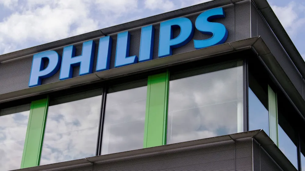 FILE PHOTO: FILE PHOTO: Philips Healthcare headquarters is seen in Best, Netherlands August 30, 2018. Picture taken August 30, 2018. REUTERS/Piroschka van de Wouw/File Photo/File Photo