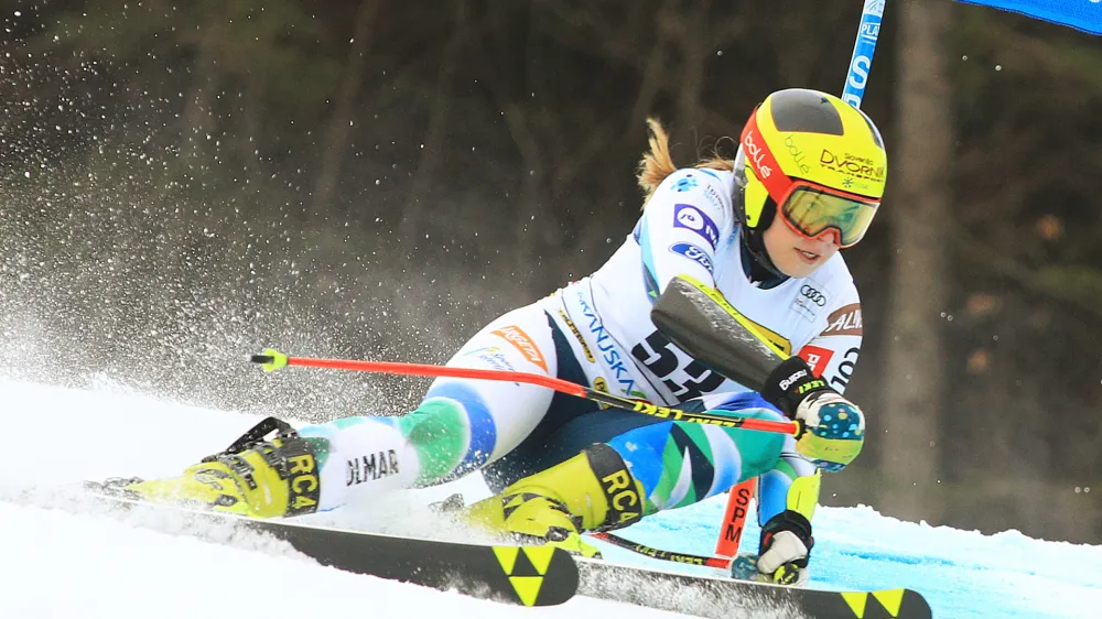 Gozd Martuljek - Smučarska proga Vitranc - Šport - Smučanje - 59. Zlata lisica - Veleslalom - Neja Dvornik - - Avtor: Andrej Petelinšek