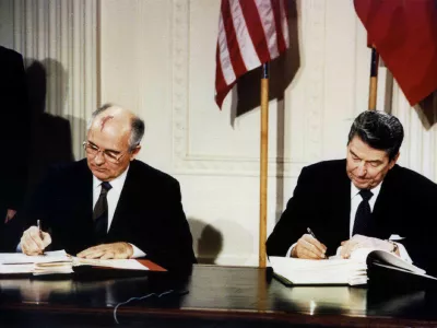 ﻿FILE PHOTO: U.S. President Ronald Reagan (R) and Soviet President Mikhail Gorbachev sign the Intermediate-Range Nuclear Forces (INF) treaty in the White House December 8 1987. REUTERS//File Photo