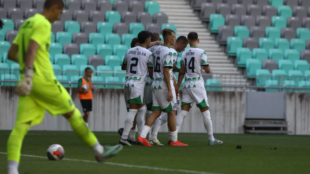 13.07.2024 - pripavljalna nogometna tekma Olimpija - CSKAFOTO: Luka Cjuha