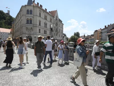 17.06.2024 - turisti v Ljubljani - poletje 2024 - turizem - turistična sezona - kratkoročno oddajanje AirbnbFOTO: Luka Cjuha / Foto: Luka Cjuha