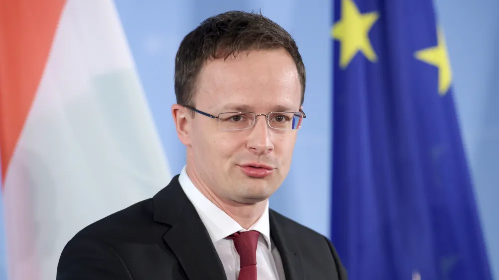 FILED - 04 April 2016, Berlin: Hungarian Minister of Foreign Affairs Peter Szijjarto during a press statement at the Ministry of Foreign Affairs in Berlin. Szijjarto accused the West in parliament on Monday of falling into a "war psychosis." Photo: picture alliance / dpa