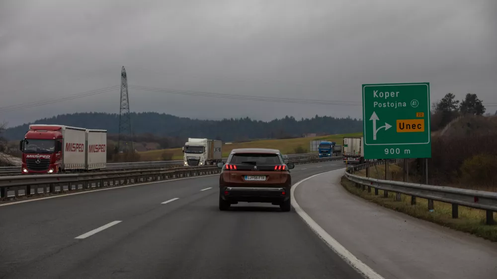 - primorska avtocesta - avtocestni odsek Vrhnika – Postojna - 07.12.2022 - 50. obletnica prvega avtocestnega odseka Vrhnika–Postojna v Sloveniji in tudi v takratni Jugoslaviji - gradnja se je začela 22. maja 19, uradno odprtje je bilo 29.decembra 1972 //FOTO: Luka Cjuha