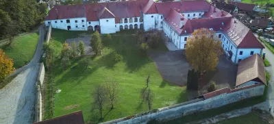 Mekinjski samostan se razteza na 5000 kvadratnih metrih površine. Foto: Blaž T. Muc