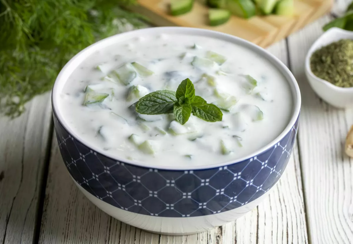 Traditional delicious appetizer; tzatziki (Turkish name; cacik) / Foto: Esin Deniz