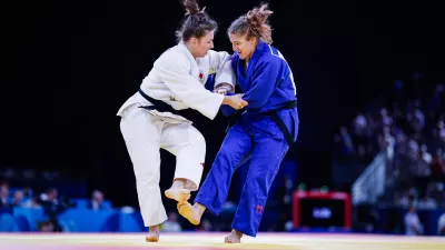 Francija, Pariz.Poletne olimpijske igre 2024 v Parizu.Judo, kategorija do 63 kg, zenske.Slovenska judoistka Andreja Leski in Kanadcanka Catherine Beauchemin-Pinard.