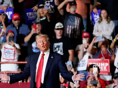 Republican presidential nominee and former U.S. President Donald Trump holds a campaign rally in Harrisburg, Pennsylvania, U.S., July 31, 2024. REUTERS/Elizabeth Frantz