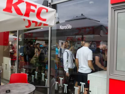 24.06.2024. Otvoritev nove restavracije verige KFC na Tržaški cesti v Ljubljani. FOTO: Bojan Velikonja