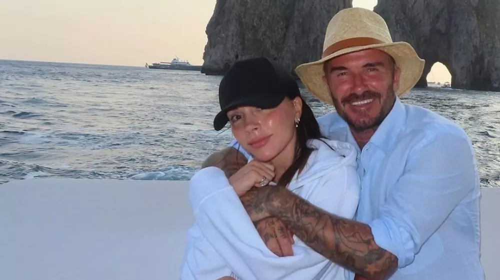 Victoria Beckham: Z Davidom uživava in se vedno smejiva, ko sva skupaj, ne glede na to, kje sva.  F IG/victoriabeckham