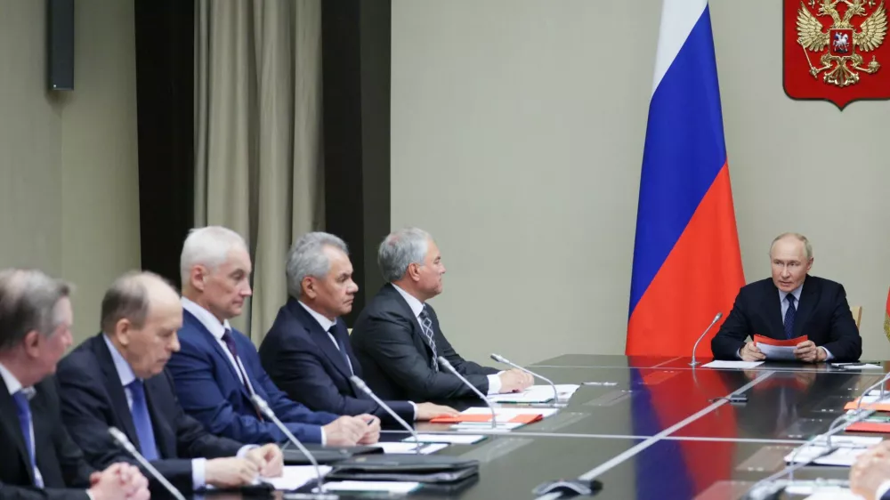 Russia's President Vladimir Putin chairs a meeting with members of the Security Council at a residence outside Moscow, Russia August 9, 2024. Sputnik/Alexei Babushkin/Kremlin via REUTERS ATTENTION EDITORS - THIS IMAGE WAS PROVIDED BY A THIRD PARTY.