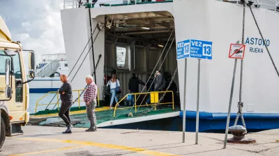 26.04.2024., Split - Trajekt Lastovo isplovio je u 17h prema Vela Luci i Lastovu. Marcelino Simic se espio ukrcat medju primi putnicima u trajekt. Photo: Zvonimir Barisin/PIXSELL