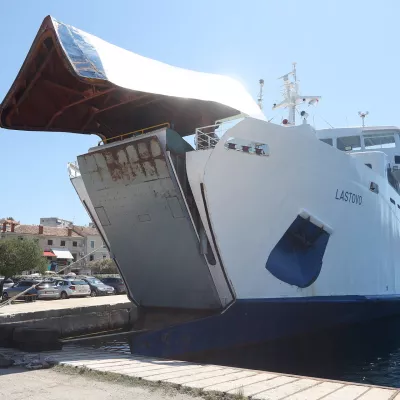 12.08.2024., Mali Losinj - U padu ulazne rampe trajekta Lastovo u trajektnom pristanistu u Malom Losinju trojica mornara Jadrolinije su poginula, a jedan je tesko ozlijedjen. Photo: Nel Pavletic/PIXSELL