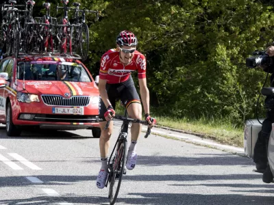 ﻿Belgian rider Tim Wellens pedals on his way to win the sixth stage of the Giro d'Italia Tour of Italy cycling race from Ponte to Roccaraso, Italy, Thursday, May 12, 2016. Wellens won the first mountain-top finish of the Giro d'Italia on Thursday while Dutchman Tom Dumoulin added to his overall lead in the sixth stage. (Claudio Peri /ANSA via AP Photo) ITALY OUT