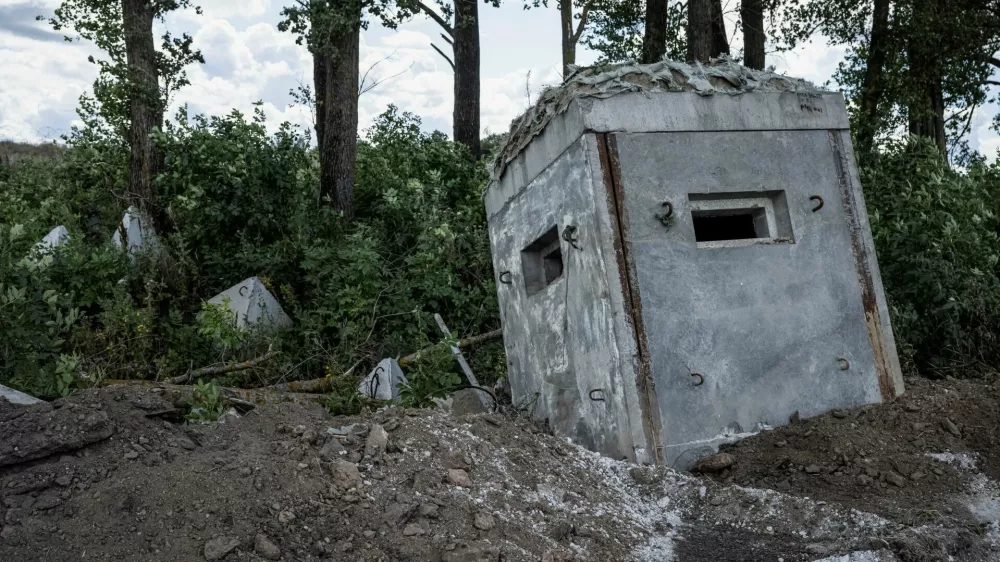 Anti-tank fortifications are seen at a destroyed crossing point at the border with Russia, amid Russia's attack on Ukraine, in Sumy region, Ukraine August 13, 2024. REUTERS/Viacheslav Ratynskyi