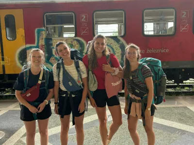 Prijateljice iz Francije že leta potujejo kot backpackerke. Foto: Tamara Čalošević