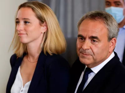 ﻿Xavier Bertrand, Les Republicains (LR) conservative party candidate who runs for his succession as Hauts-de-France region president, leaves with his wife Vanessa Williot after speaking on the results of the second round of French regional and departmental elections, in Saint-Quentin, France, June 27. 2021. REUTERS/Pascal Rossignol REFILE - CORRECTING ID