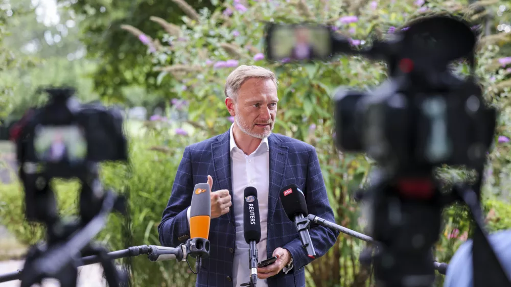 16 August 2024, North Rhine-Westphalia, Duesseldorf: German Finance Minister Christian Lindner states the agreement reached on the German federal budget for 2025. Photo: Christoph Reichwein/dpa