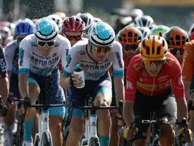 Cycling - Tour de France - Stage 16 - Gruissan to Nimes - Gruissan, France - July 16, 2024 Bahrain - Victorious' Matej Mohoric in action in the peloton during stage 16 REUTERS/Stephane Mahe