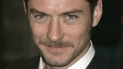 FILE -- This is a Monday, Nov. 24, 2008, file photo of British actor seen arriving at the Royal Opera House in London.  Jude Law's spokeswoman says the actor is to become a father for the fourth time. The identity of the mother has not been revealed. Publicist Sara Keene says that "following a relationship last year, Jude Law has been advised by the birth mother that he is to be the father of a child due in the autumn." She says Law is no longer in a relationship with the woman, but "intends to be a fully supportive part of the child's life."  (AP Photo/Akira Suemori/file)