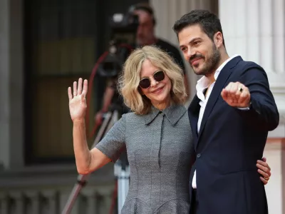 American actor Meg Ryan poses with director of the Sarajevo Film Festival Jovan Marjanovic at the Sarajevo Film Festival, in Sarajevo, Bosnia and Herzegovina, August 20, 2024. REUTERS/Amel Emric