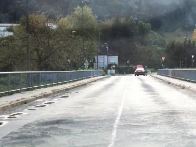 Most čez Polule med Celjem in Laškim je v zelo slabem stanju. Foto: Mojca Marot