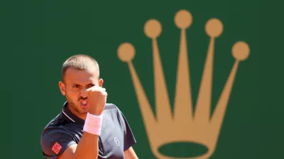 Tennis - ATP Masters 1000 - Monte Carlo Masters - Monte-Carlo Country Club, Roquebrune-Cap-Martin, France - April 12, 2022 Britain's Dan Evans reacts during his first round match against France's Benjamin Bonzi REUTERS/Denis Balibouse