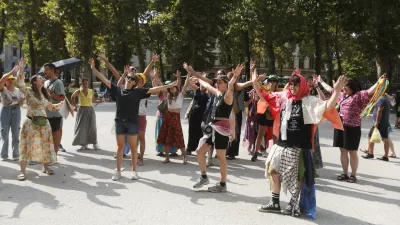 04.09.2024. Protest mladih za podnebno pravičnost proti izkoriščanje delavcev in pretirani potrošnji v tekstilni industriji. Foto: Bojan Velikonja