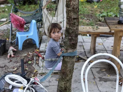 25 slovenskih občin je letos skupno prejelo 8,6 milijona evrov dodatnih sredstev. Fotografija je simbolična. Foto: Jaka Gasar