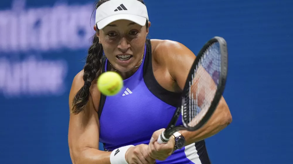 Jessica Pegula, of the United States, returns a shot to Karolina Muchova, of the Czech Republic, during the women's singles semifinals of the U.S. Open tennis championships, Thursday, Sept. 5, 2024, in New York. (AP Photo/Julia Nikhinson)