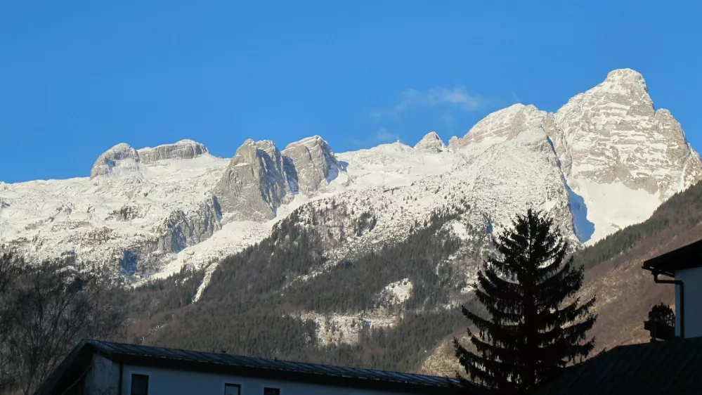 pogled na Kanin iz doline