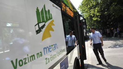 metanbus - mestni avtobus LPP  - Evropski teden trajnostne energije - vožnja z okolju prijaznimi mestnimi avtobusi, ki jih poganja stisnjen zemeljski plin - plinski avtobus - metanbus  //FOTO: Tomaž Zajelšnik