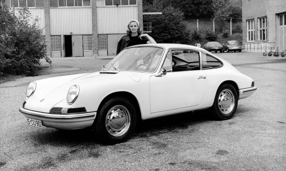 Prvi primerek porscheja 911 iz leta 1963. / Foto: Porsche