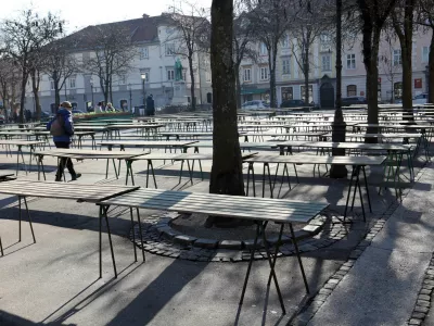 13. 03. 2023- Simbolična fotografija - ljubljanska tržnica, prazne stojnice Foto: Tomaž Skale