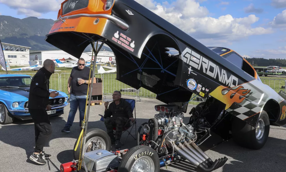 - 21.09.2024 - drag racing - dirkanje z avtomobili, letališče Lesce //FOTO: Jaka Gasar