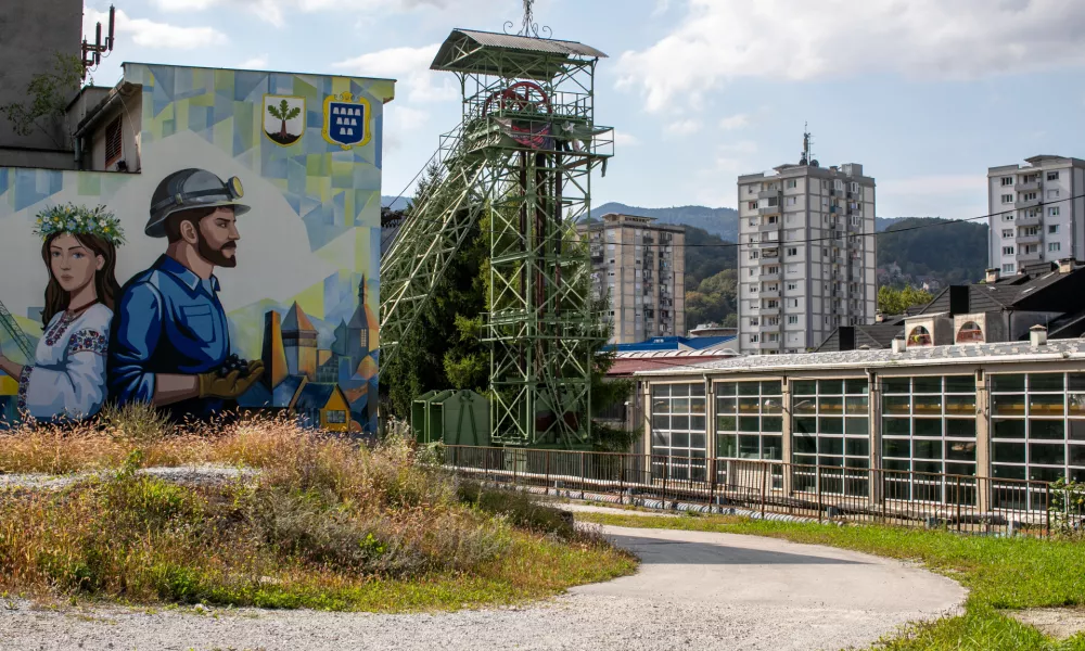 20.09.2024 - Hrastnik - Mural na stavbi rudnik HrastnikREPORTAŽA ZA OBJEKTIV - ZAPIRANJE RUDNIKA - ŠALEŠKA DOLINA - ZASAVJEFOTO: Luka Cjuha