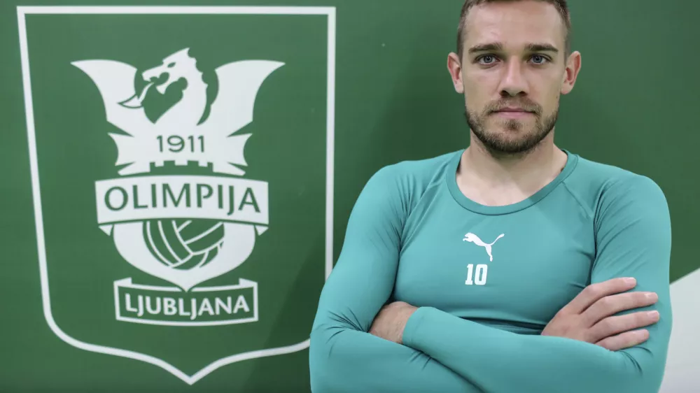 - 28.10.2022 - Timi Max Elšnik, nogometaš - kapetan ekipe - Nogometni klub Olimpija Ljubljana  //FOTO: Jaka Gasar