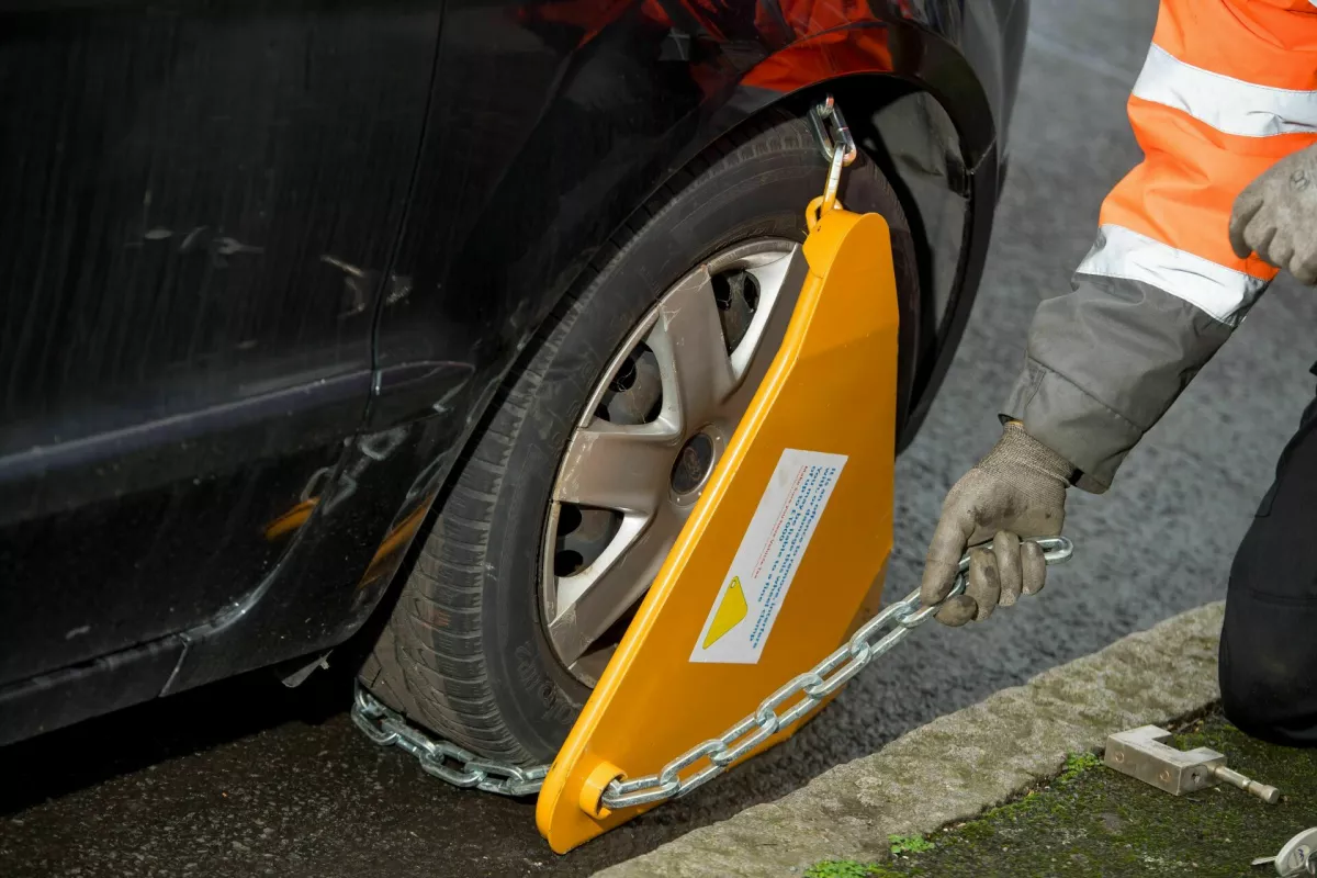 Vožnja brez veljavnega vozniškega dovoljenja je eden izmed razlogov za zasego motornega vozila. Foto: Reuters