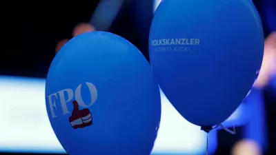 FILE PHOTO: Supporters of Freedom Party (FPOe) hold balloons as they attend their final election rally in Vienna, Austria, September 27, 2024. REUTERS/Leonhard Foeger/File Photo