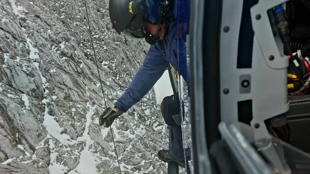 gorsko reševanje helikopter