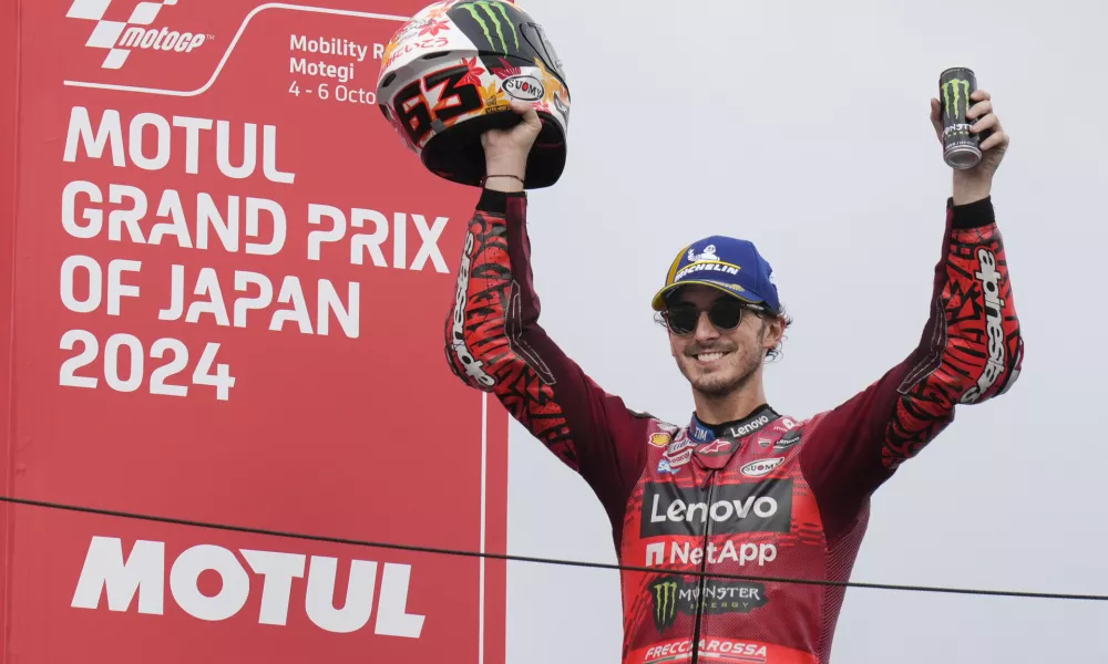 Francesco Bagnaia se je na VN Japonske veselil osme zmage v sezoni, kar mu je do zdaj uspelo le še leta 2018, ko je tekmoval še v razredu moto2. Foto: AP