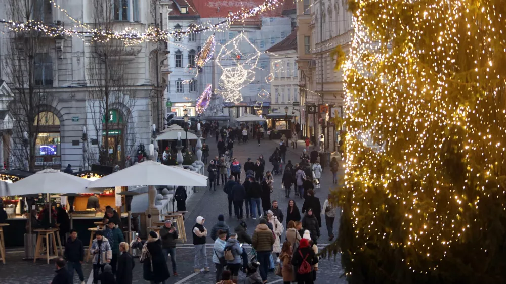 19.12.2023 -praznična Ljubljana, lučke, veseli decemberFoto: Tomaž Skale