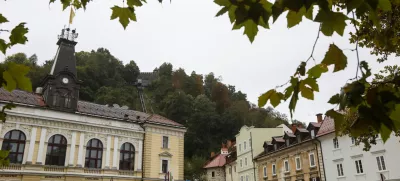 3.10.2024 - Grajski grič - Ljubljanski grad, območcje pred posekom dreves. Foto: Luka Cjuha