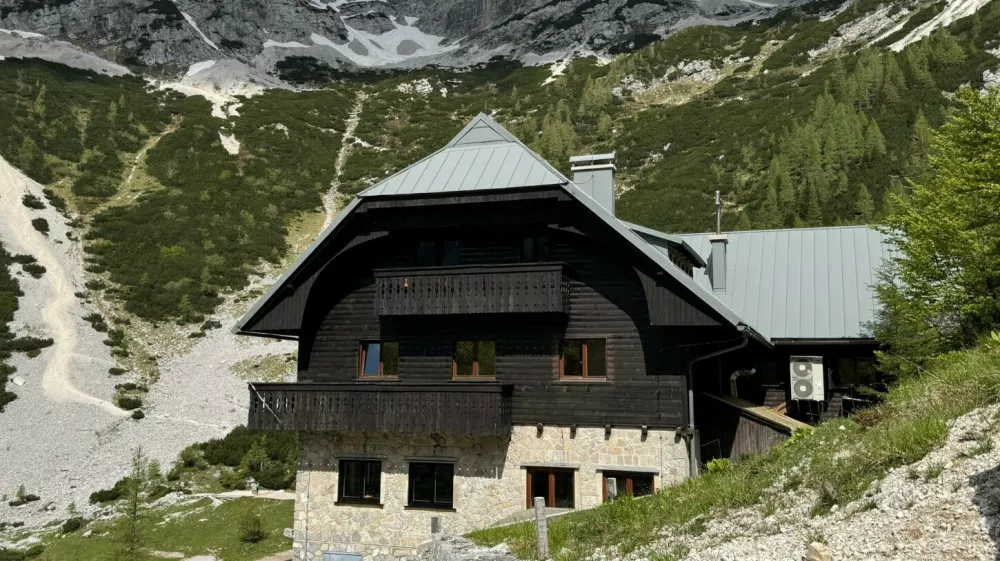 Tičarjev dom na Vršiču. Foto: PD Jesenice