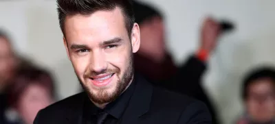 FILE PHOTO: Singer Liam Payne poses for photographers at the world premiere of the film "I am Bolt" in London, Britain, November 28, 2016. REUTERS/Neil Hall/File Photo