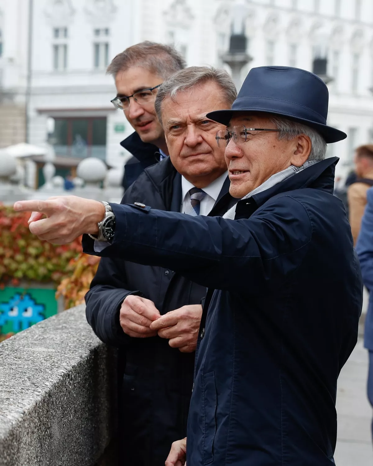 Ljubljanski župan Zoran Janković s predsednikom družbe Toyota Tsusho Corporation Ičirom Kašitanijem. Foto: MOL