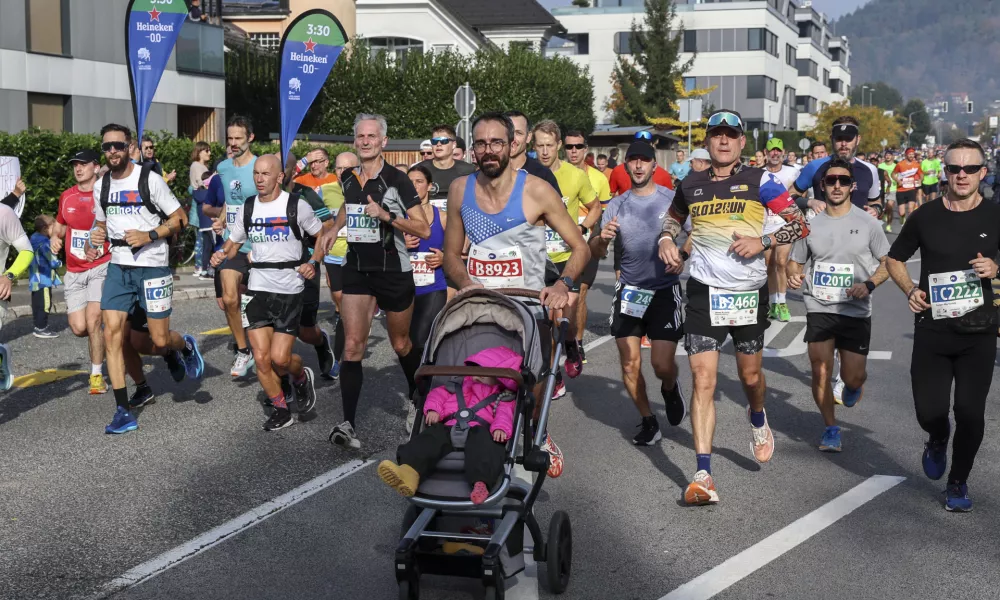 - 20.10.2024 - 28. Ljubljanski maraton - 24 tisoč tekačev - največji športno-rekreativni dogodek v državi //FOTO: Jaka Gasar