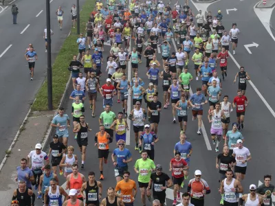 - 20.10.2024 - 28. Ljubljanski maraton - 24 tisoč tekačev - največji športno-rekreativni dogodek v državi //FOTO: Jaka Gasar