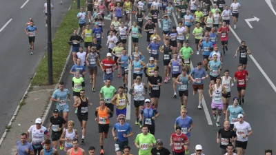 - 20.10.2024 - 28. Ljubljanski maraton - 24 tisoč tekačev - največji športno-rekreativni dogodek v državi //FOTO: Jaka Gasar