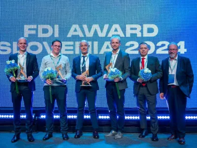 Spirit Slovenija in ministrstvo za gospodarstvo, turizem in šport sta podelila priznanja FDI Award Slovenia 2024 najboljšim tujim investitorjem. F Spirit Slovenija