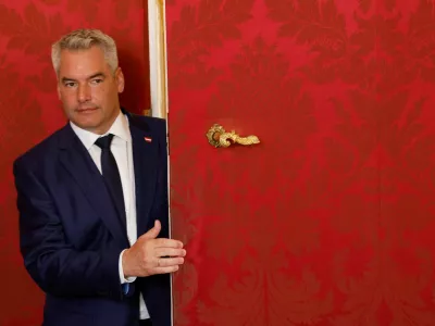 Austrian Chancellor and head of Peoples Party (OEVP) Karl Nehammer leaves a meeting with President Alexander Van der Bellen (not pictured) in Hofburg Palace in Vienna, Austria, October 21, 2024. REUTERS/Leonhard Foeger